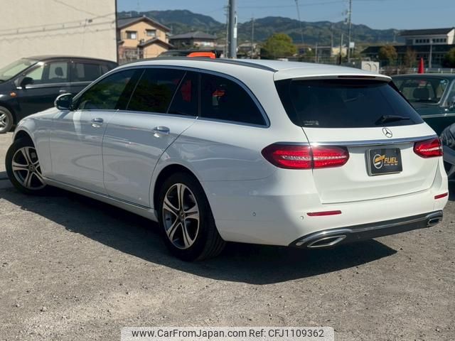 mercedes-benz e-class-station-wagon 2018 GOO_JP_700070884830250424014 image 2