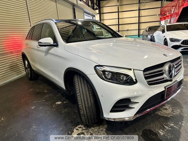 mercedes-benz glc-class 2016 quick_quick_253946C_WDC2539462F040352 image 2