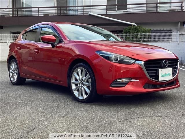 mazda axela 2017 CFJ1812244 image 1