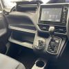 toyota voxy 2014 CFJ1685514 image 12