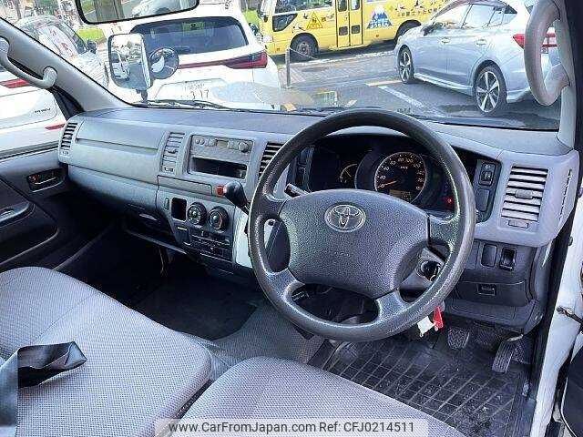 toyota hiace-van 2013 504928-924236 image 1