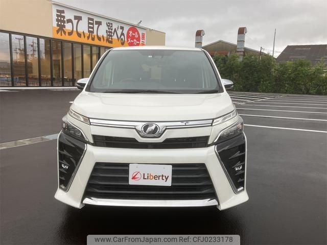 toyota voxy 2018 quick_quick_ZRR80W_ZRR80-0414751 image 2