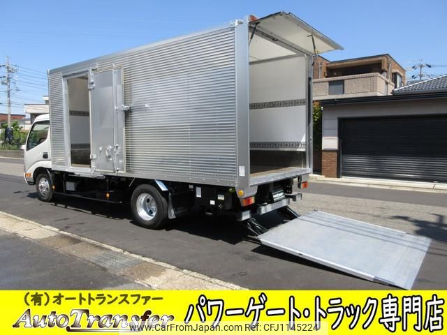 hino dutro 2013 GOO_NET_EXCHANGE_0200468A30250513W001 image 1