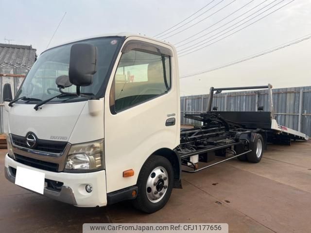 hino dutro 2012 GOO_NET_EXCHANGE_9510012A30250405W006 image 2