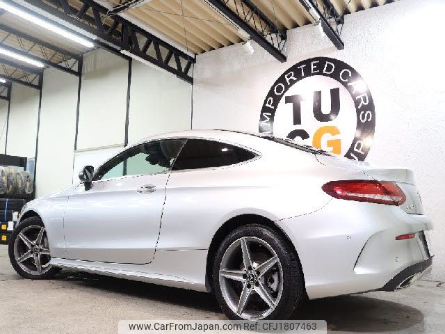 mercedes-benz c-class 2017 CFJ1807463 image 2