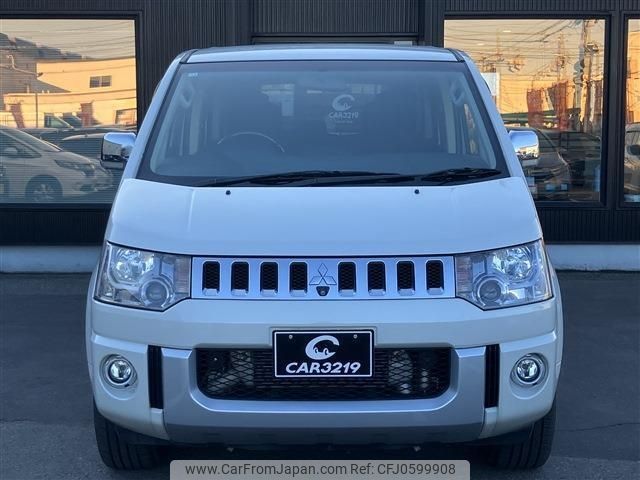 mitsubishi delica-d5 2016 CFJ0599908 image 2