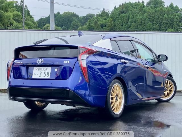 toyota prius 2016 quick_quick_ZVW51_8013306 image 2