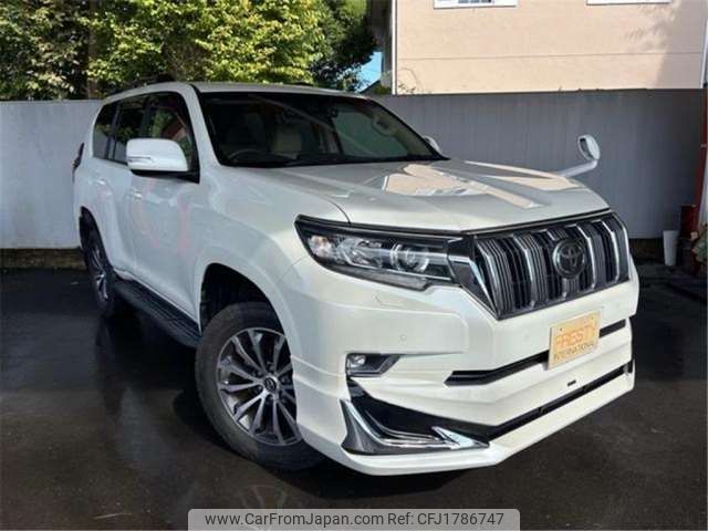toyota land-cruiser-prado 2018 CFJ1786747 image 1