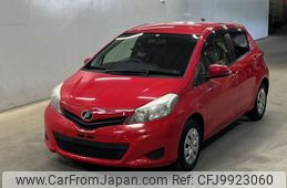 toyota vitz 2013 -TOYOTA--Vitz KSP130-2089305---TOYOTA--Vitz KSP130-2089305-