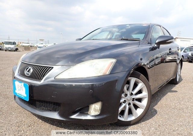 lexus is 2009 REALMOTOR_N2024080028F-24 image 1