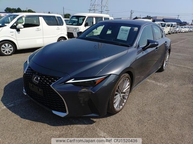 lexus is 2022 CFJ1520436 image 1