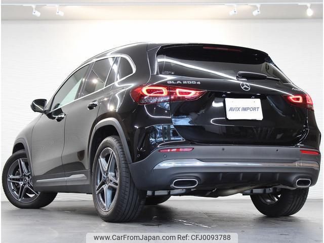 mercedes-benz gla-class 2023 quick_quick_247713M_W1N2477132J476061 image 2