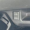 toyota c-hr 2018 CFJ1813092 image 4