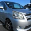 toyota noah 2007 REALMOTOR_Y2024120076F-12 image 2