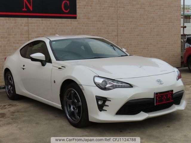 toyota 86 2018 quick_quick_ZN6_ZN6-082810 image 2