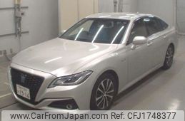 toyota crown 2018 CFJ1748377