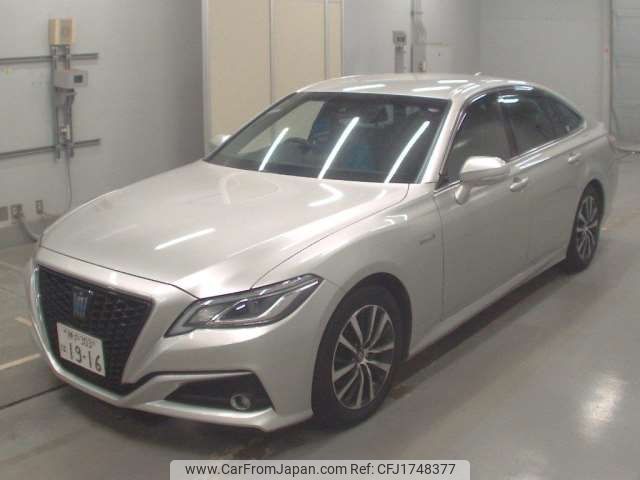 toyota crown 2018 CFJ1748377 image 1