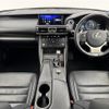 lexus is 2018 CFJ1733898 image 17