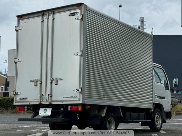 nissan atlas 2005 CFJ1544805 image 2