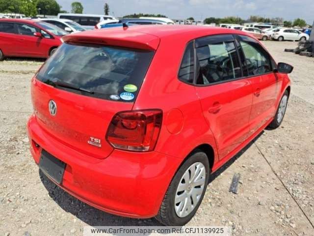 volkswagen polo 2013 -VOLKSWAGEN--VW Polo DBA-6RCBZ--WVWZZZ6RZDU033386---VOLKSWAGEN--VW Polo DBA-6RCBZ--WVWZZZ6RZDU033386- image 2