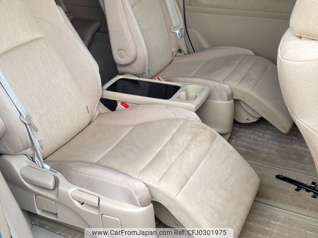 toyota vellfire 2012 CFJ0301975 image 2