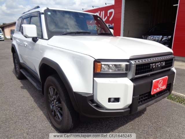 toyota land-cruiser-wagon 2024 CFJ1645245 image 2
