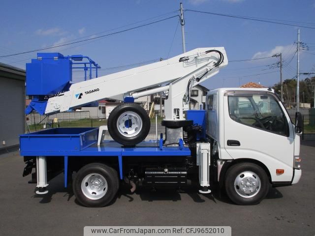 hino dutro 2016 GOO_NET_EXCHANGE_0403732A30240402W001 image 2