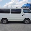 toyota hiace-van 2000 8 image 4
