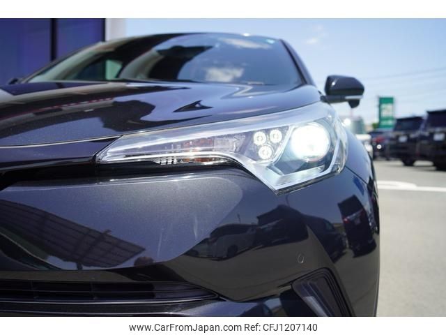 toyota c-hr 2017 -TOYOTA--C-HR DAA-ZYX10--ZYX10-2046434---TOYOTA--C-HR DAA-ZYX10--ZYX10-2046434- image 2