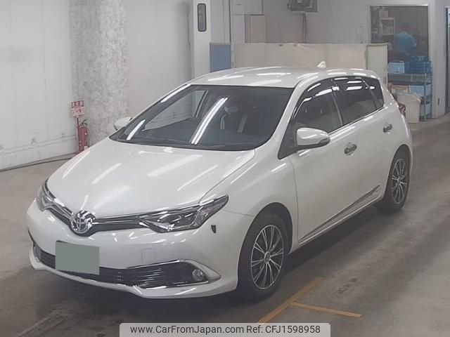 toyota auris 2017 CFJ1598958 image 1