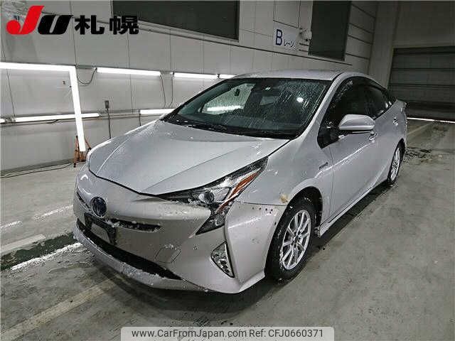 toyota prius 2018 -TOYOTA--Prius ZVW55--8064648---TOYOTA--Prius ZVW55--8064648- image 1