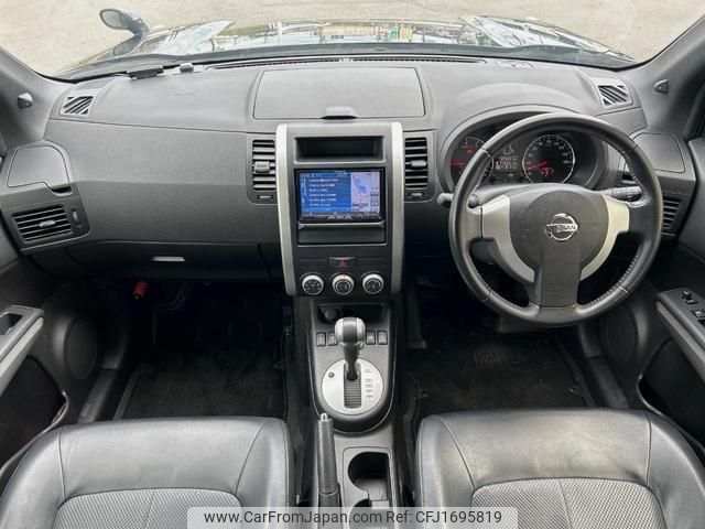 nissan x-trail 2012 CFJ1695819 image 2