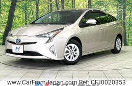 toyota prius 2017 -TOYOTA--Prius DAA-ZVW55--ZVW55-8056104---TOYOTA--Prius DAA-ZVW55--ZVW55-8056104-