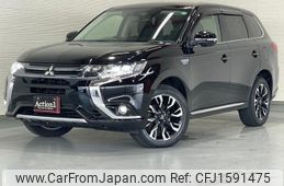 mitsubishi outlander-phev 2017 CFJ1591475