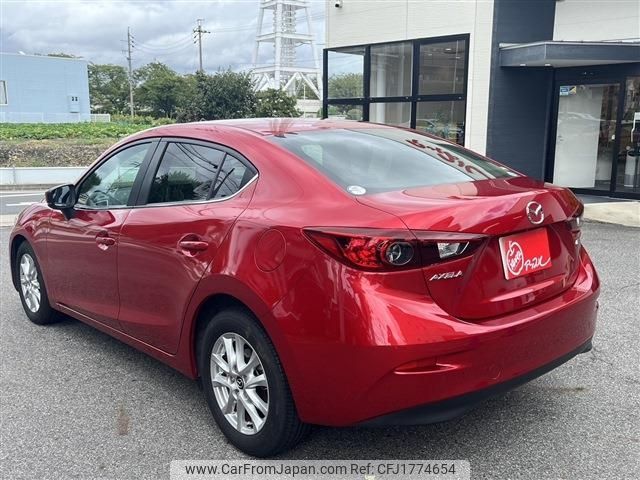 mazda axela 2017 CFJ1774654 image 2