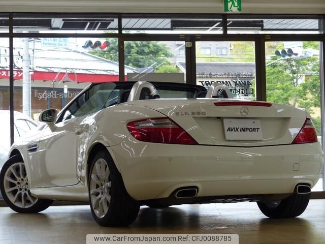 mercedes-benz slk-class 2013 quick_quick_172457_WDD1724572F025660 image 2