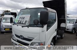 hino dutro 2015 GOO_NET_EXCHANGE_0900002A30230303W004