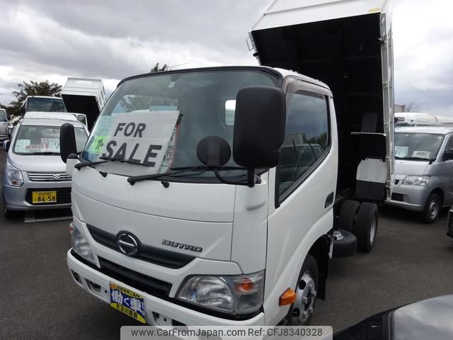 hino dutro 2015 GOO_NET_EXCHANGE_0900002A30230303W004 image 1