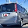 toyota noah 2015 504928-928031 image 2