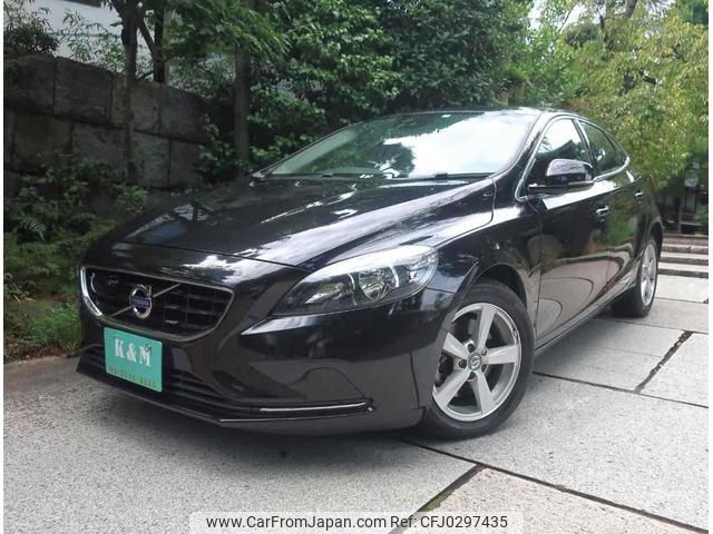 volvo v40 2015 GOO_JP_700057065530241007003 image 1