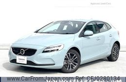 volvo v40 2019 -VOLVO--Volvo V40 DBA-MB4154T--YV1MV2920K2599742---VOLVO--Volvo V40 DBA-MB4154T--YV1MV2920K2599742-