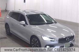 volvo v60 2023 CFJ1475374