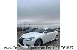 lexus is 2014 CFJ1761837
