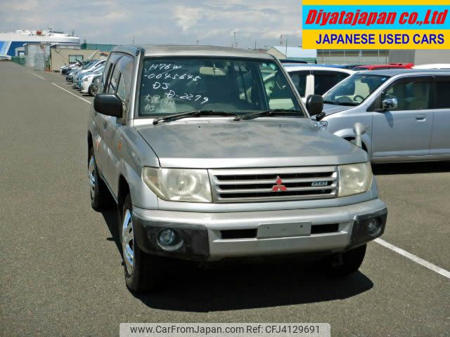 mitsubishi pajero-io 1999 No.12421 image 1