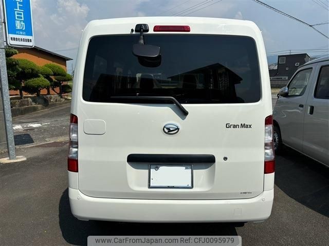 daihatsu daihatsu-others 2024 -DAIHATSU 【香川 400ﾂ3711】--ｸﾞﾗﾝﾏｯｸｽｶｰｺﾞ S403V--0000833---DAIHATSU 【香川 400ﾂ3711】--ｸﾞﾗﾝﾏｯｸｽｶｰｺﾞ S403V--0000833- image 2