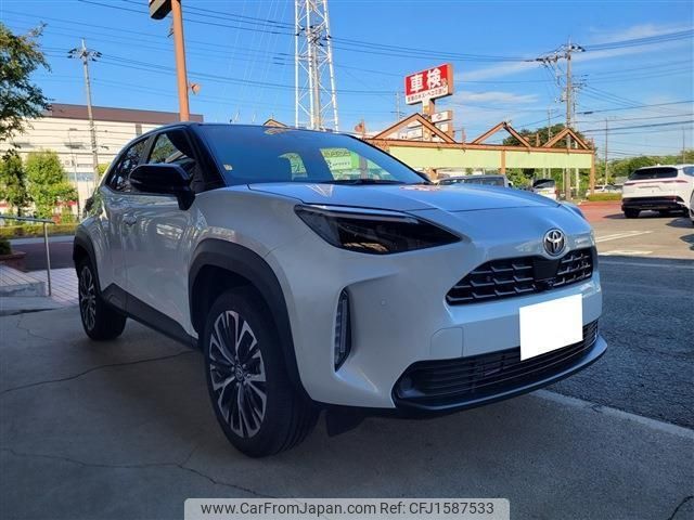 toyota yaris-cross 2025 CFJ1587533 image 1