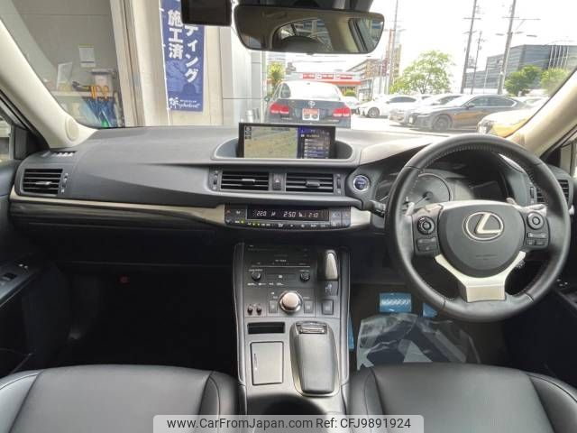 lexus ct 2018 -LEXUS--Lexus CT DAA-ZWA10--ZWA10-2325977---LEXUS--Lexus CT DAA-ZWA10--ZWA10-2325977- image 2