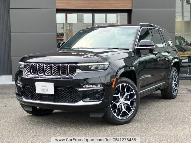 chrysler chrysler-others 2025 quick_quick_WL20A_1C4RJYN6XP8914008 image 1