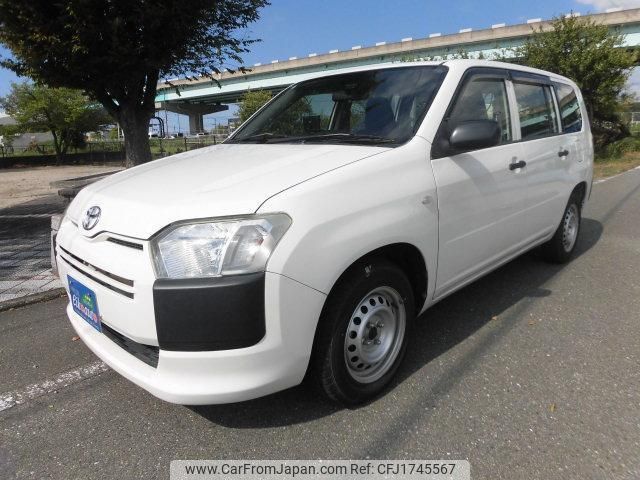 toyota probox 2017 CFJ1745567 image 1