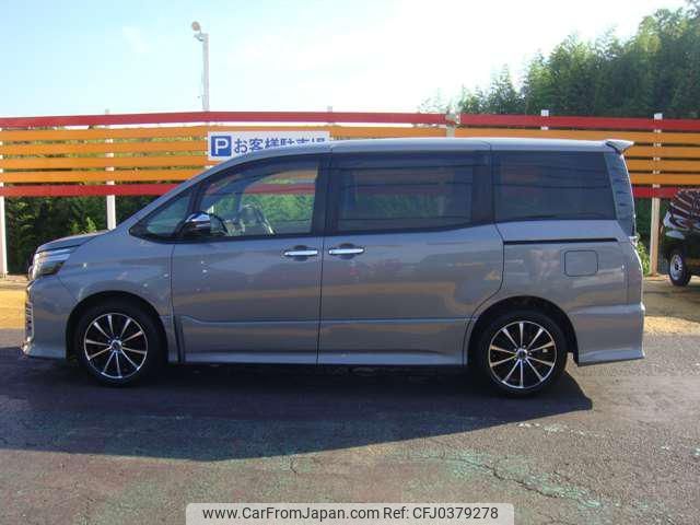 toyota voxy 2016 -TOYOTA--Voxy ZRR80W--0284652---TOYOTA--Voxy ZRR80W--0284652- image 2